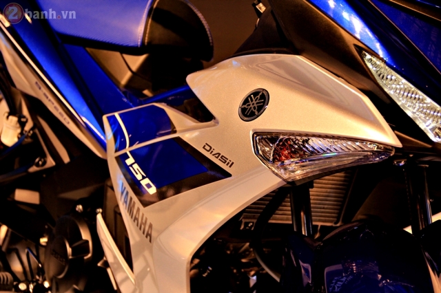 2015-Yamaha-Exciter-GP-150-RC-006