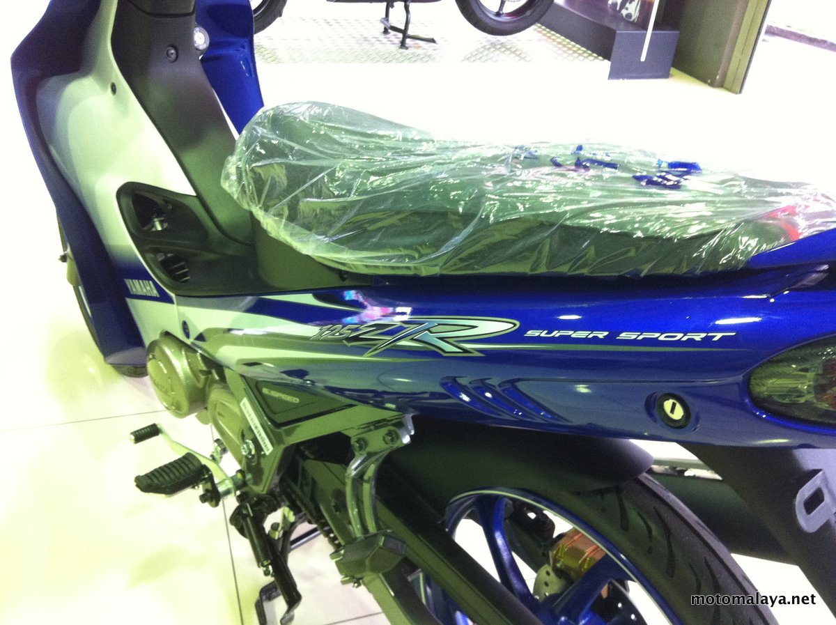 Y125ZR-GP-Edition-biru-70 - MotoMalaya.net - Berita dan 