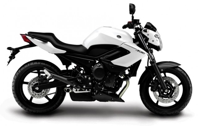 2013-Yamaha-XJ6-naked