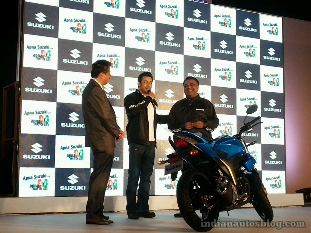 Suzuki Gixxer Unveiled In India 1024x768