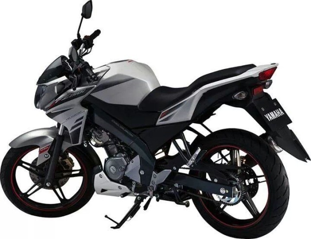 2014-Yamaha-FZ150i-Malaysia-001