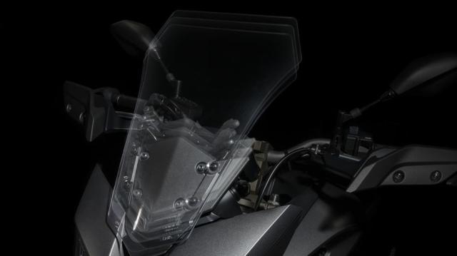 2015-Yamaha-MT09-Tracer-EU-Matt-Grey-Detail-014