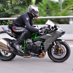 2015 Kawasaki H2 Road Test 007
