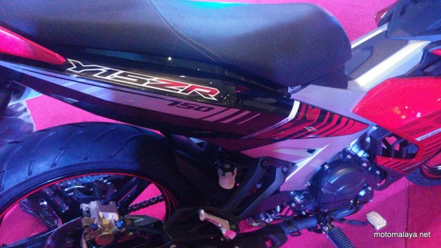 2015-Yamaha-Y15ZR-150-FI-001.04