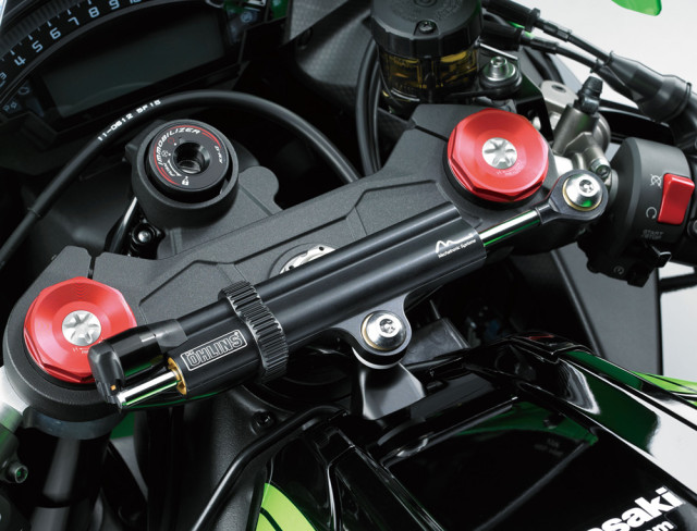 2016-Kawasaki-Ninja-ZX10R-damper-steering