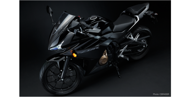 2016-CBR400R-Japan