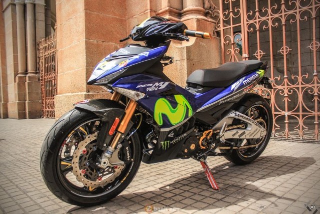 2016-Yamaha-Y15ZR-modified-Movistar-Rotobox-01