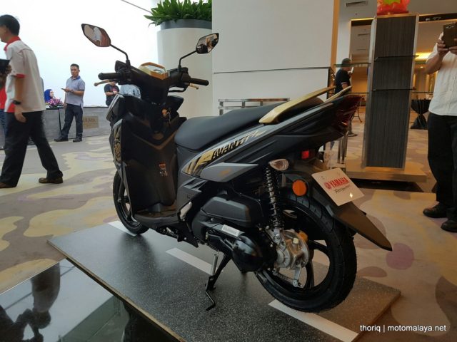 2016-Yamaha-Ego-Avantiz-005