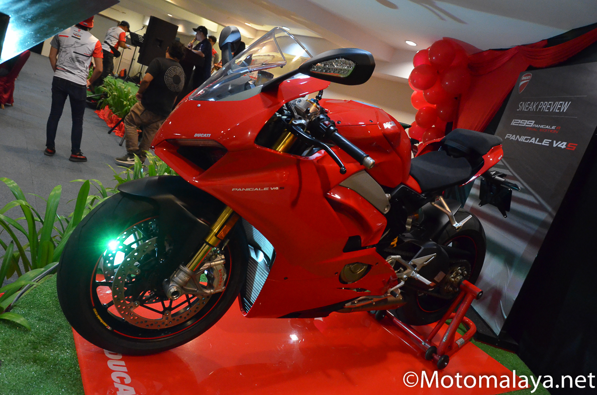 Panigale Kingdom Mega Gathering 2018 Ducati Panigale V4 1299 Panigale R Final Edition_84