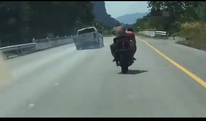 R1 Rider And Policeman Chasing Down Truck
