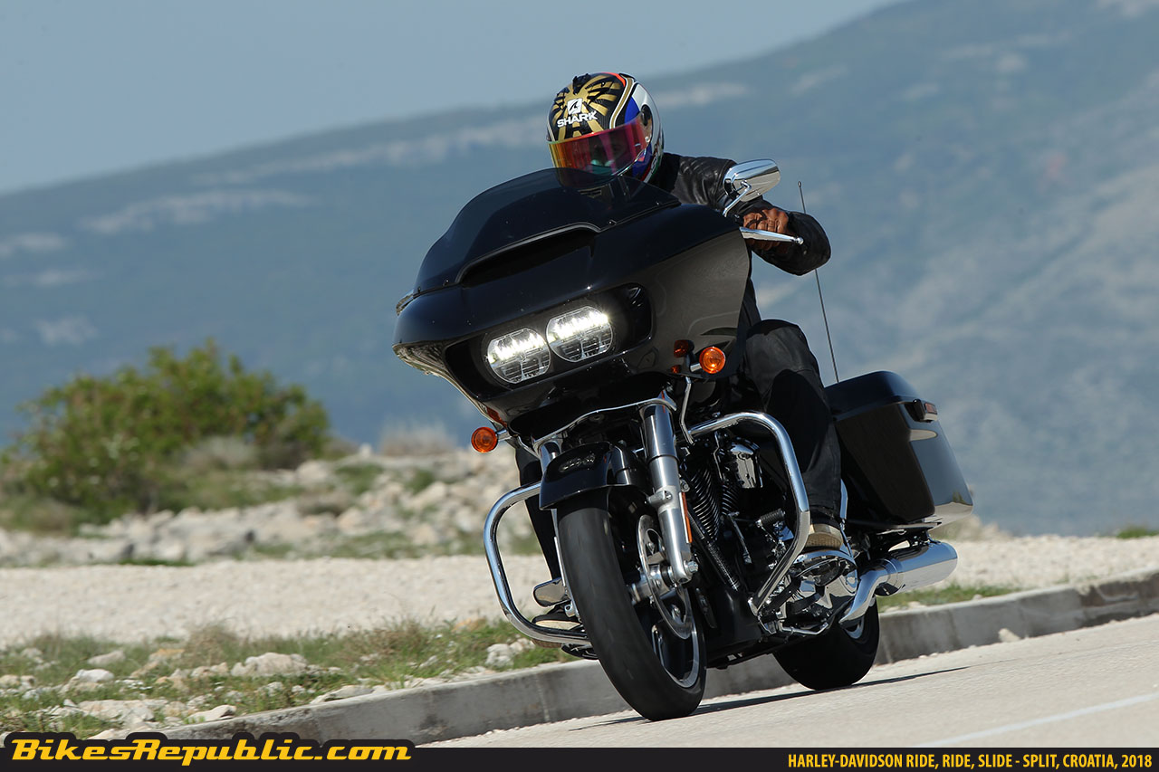 Harley Davidson Road Glide00006