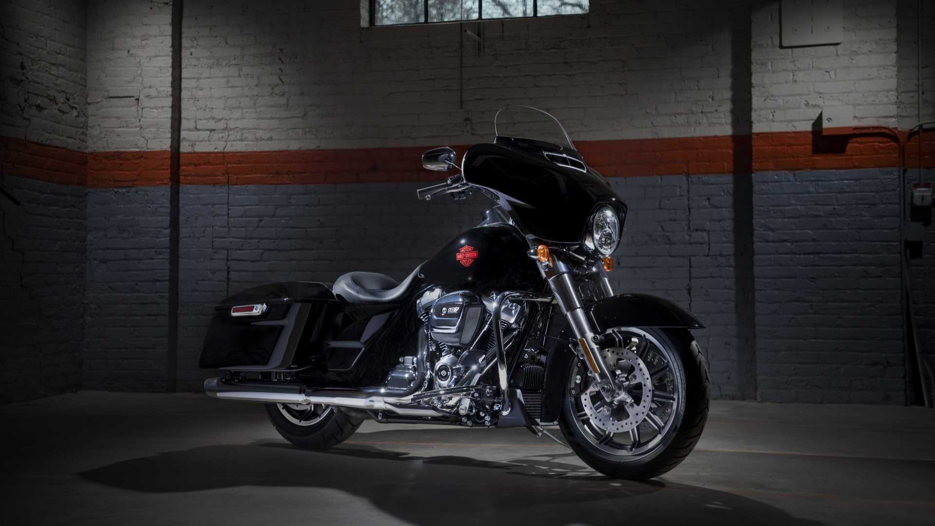 2019 Harley Davidson Flht Electra Glide Standard 2