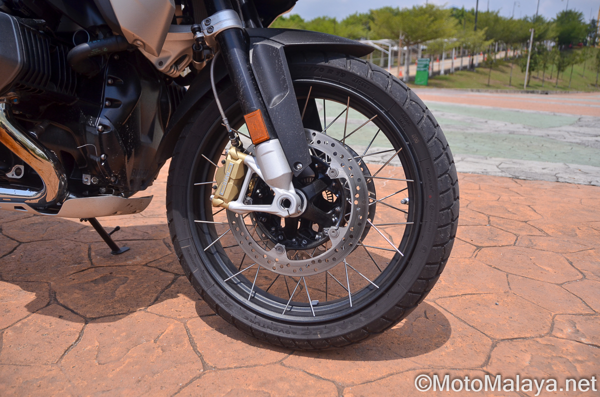 2019-bmw-r1250gs-r1250gsa-adventure-review-price-malaysia-13 - MotoMalaya.net - Berita dan ...