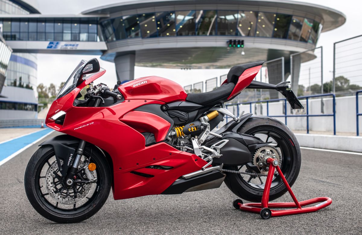 Ducati Panigale V2 1