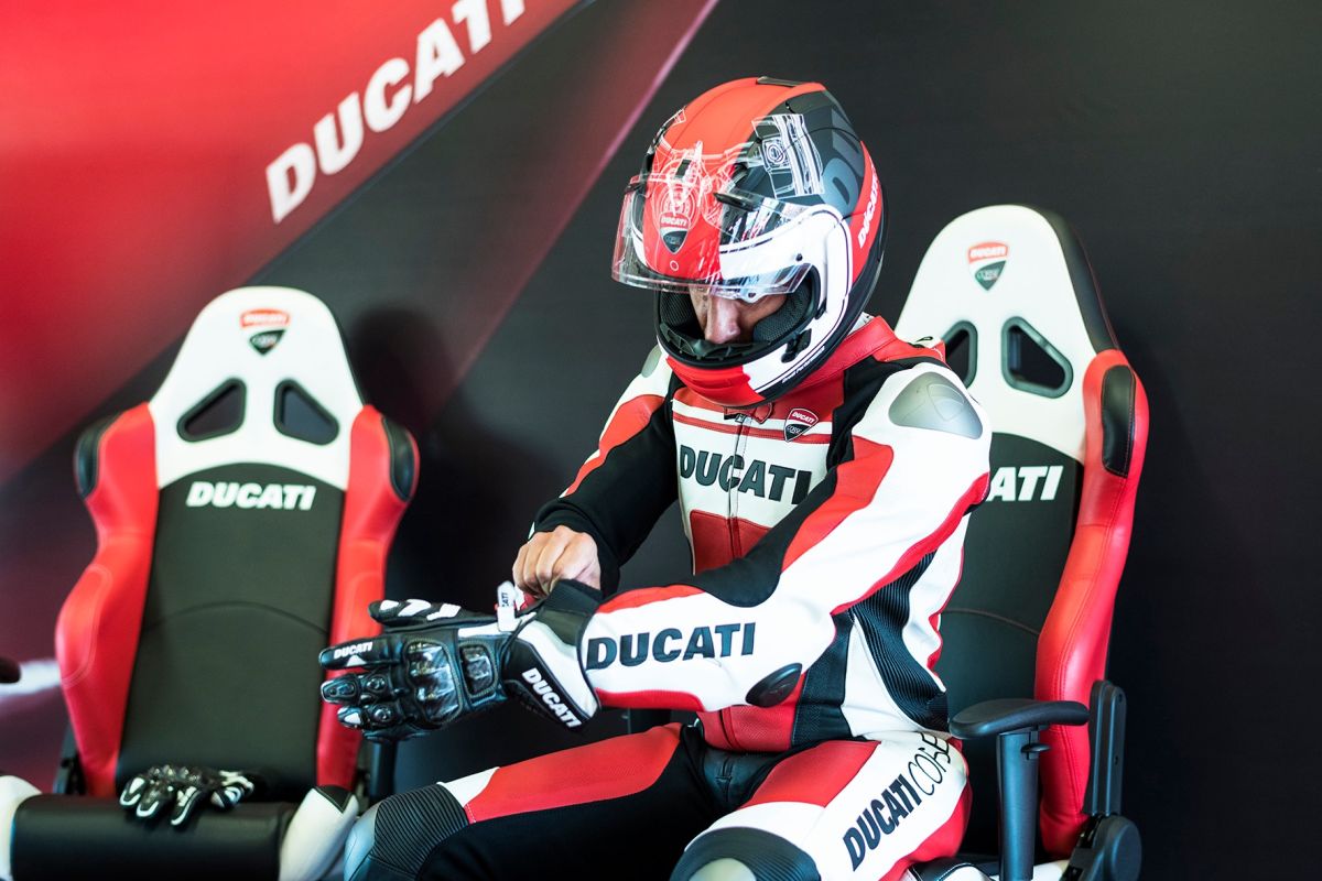 Ducati Race Chair 1