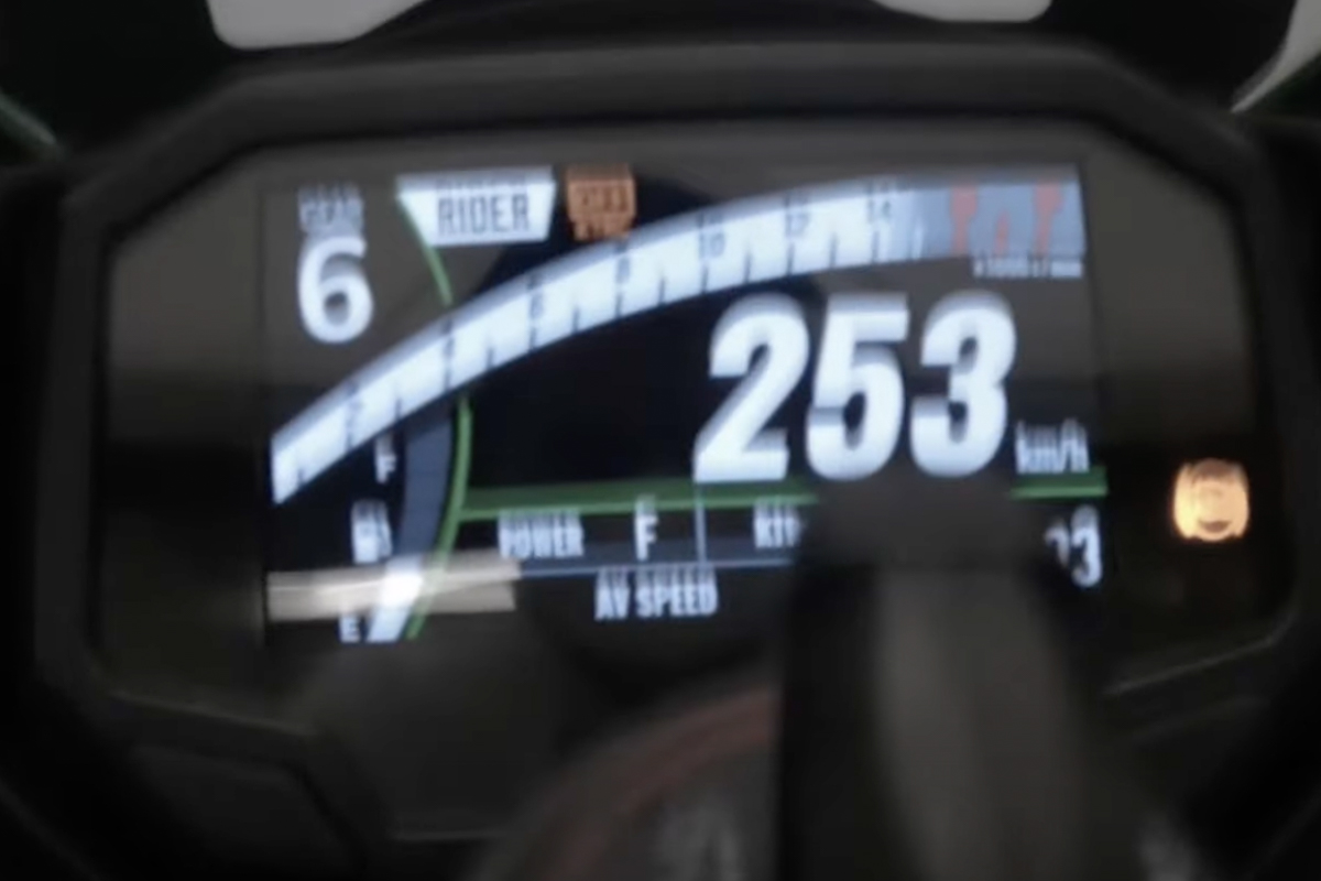 Kawasaki Zx 4rr Top Speed 1