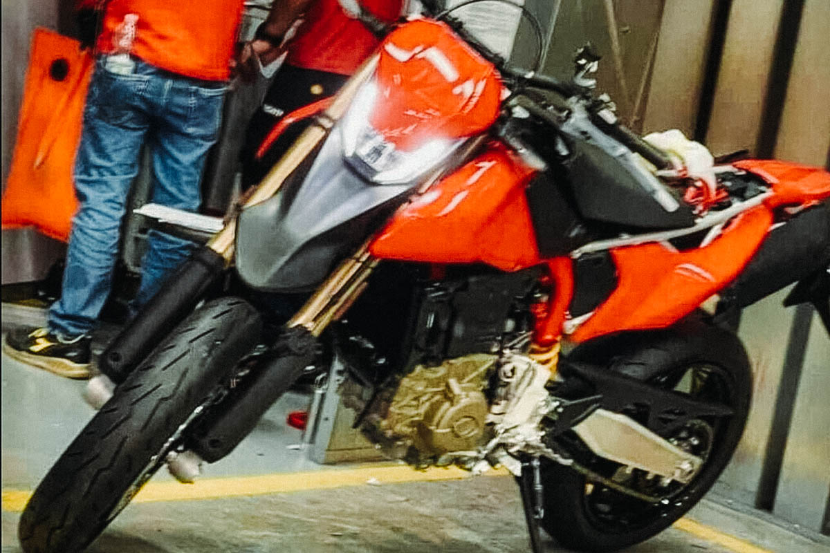 Ducati 659 2